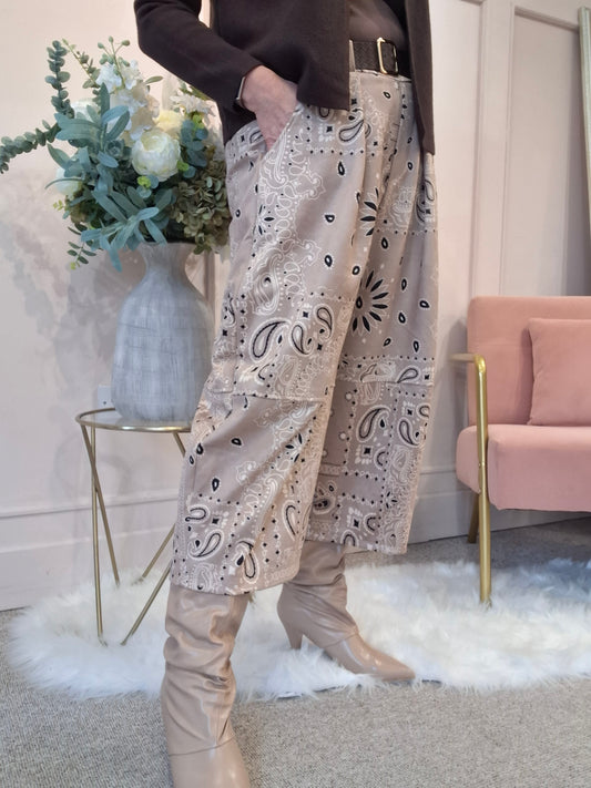 Belted Barrel Pattern Pant - Beige/black - Wardrobe By Simone