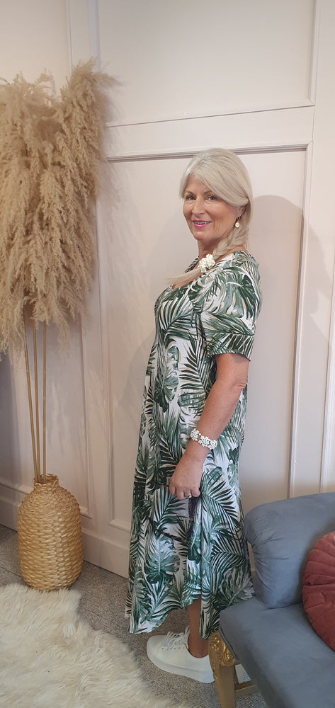 Palm Breeze Maxi Dress - Green/White
