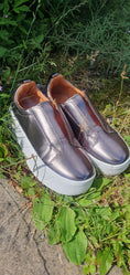 Load image into Gallery viewer, Laceless Platform Sole Trainer - Pewter - Wardrobe By Simone
